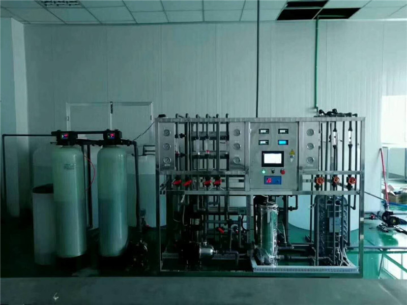 超纯水设备生产厂家：引领水质净化技术的革新者